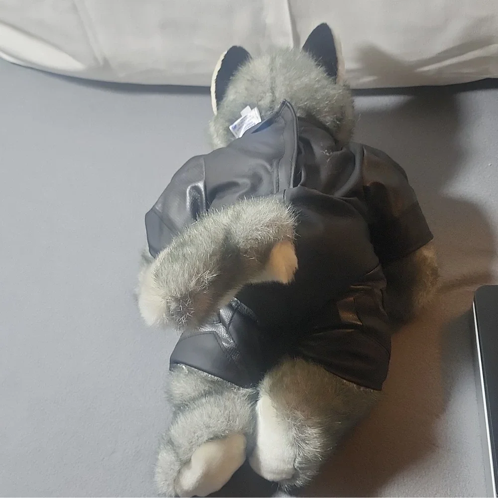 Build-A-Bear Workshop Gray Plush Wolf/Husky Stuffed Animal w/ Costume 14 in